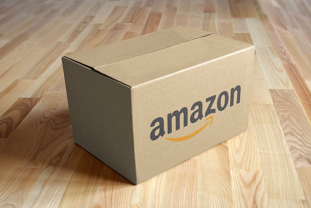 cardboard-package-shipping-product-box-logo-free-online-mockup-generator-psd-template