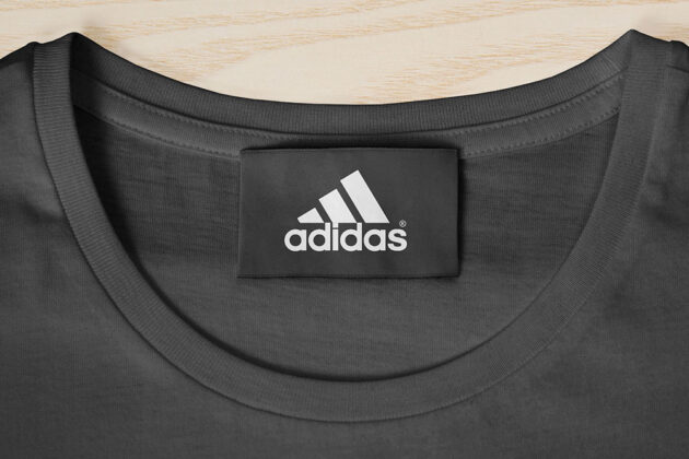t-shirt-apparel-label-tag-logo-mockup-generator-psd-photoshop-template-1-