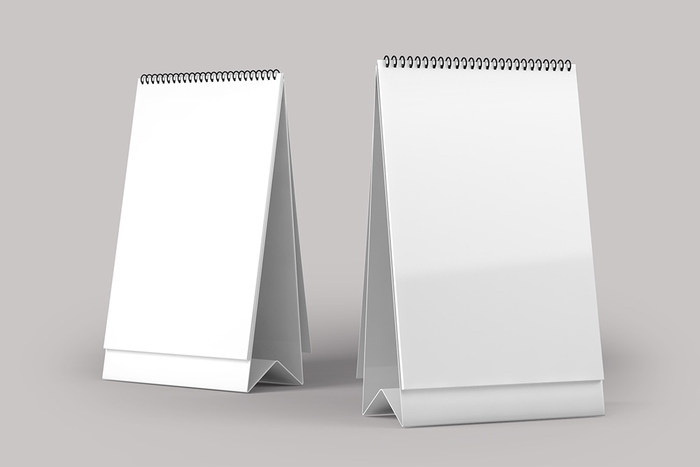 07-tall-desk-calendar-mockup