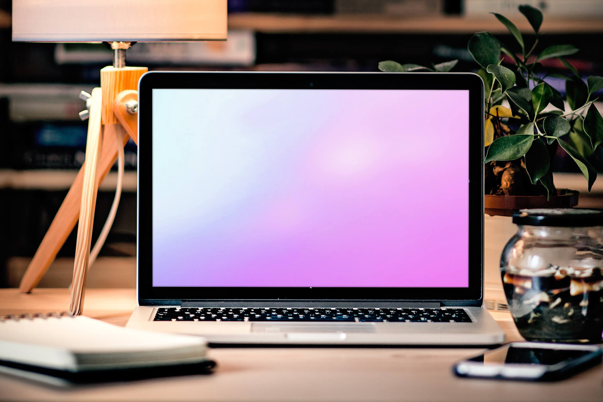 macbook-mockup-photoshop-templates
